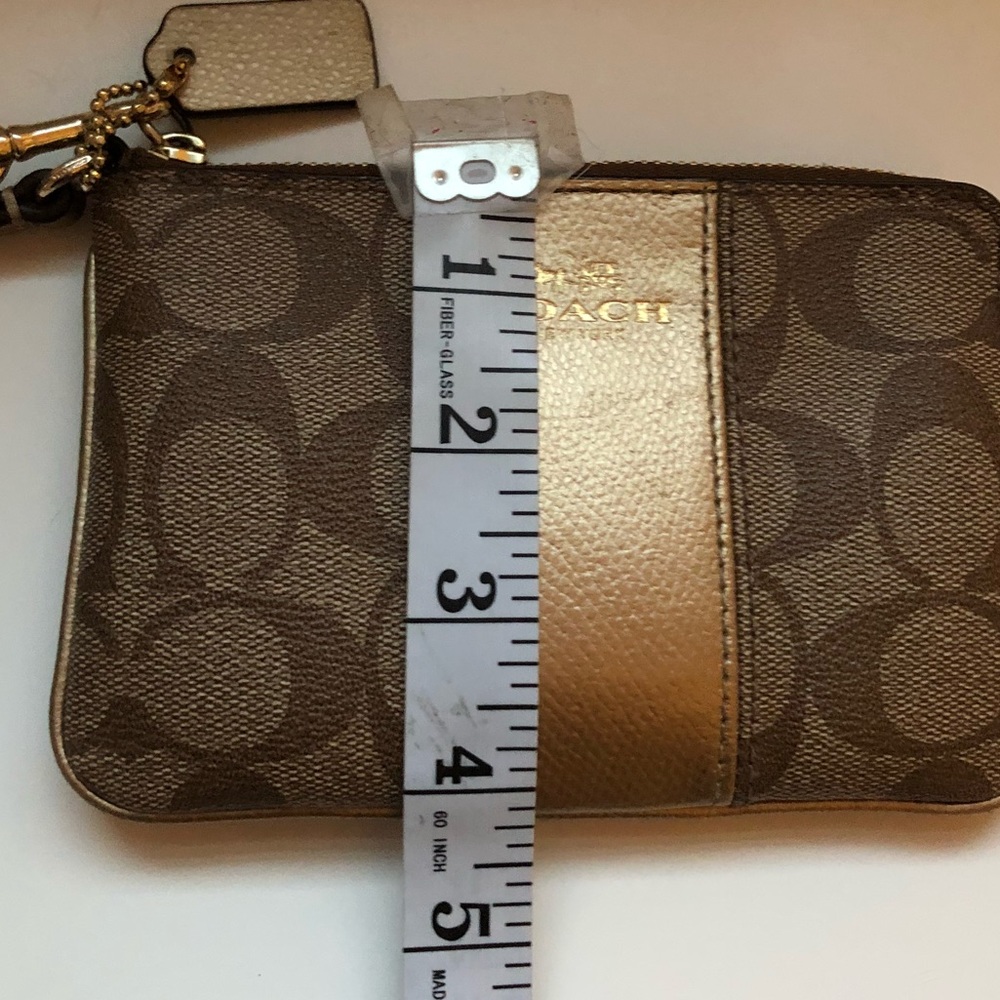Coach Small signature Brown/Gold wristlet - Picture 5 of 5